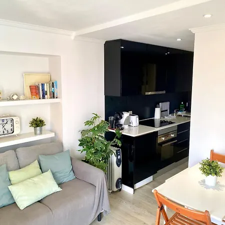 Tejo River View Classic Flat In Lisbons Historic Heart Apartament *