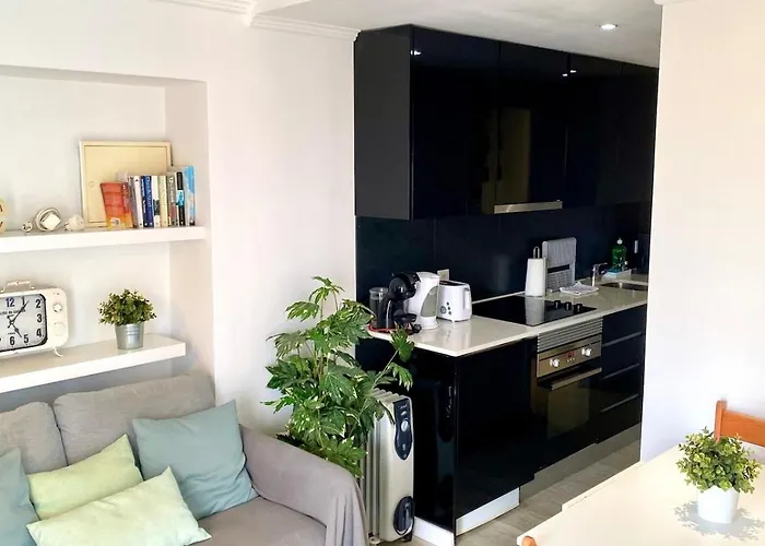 Tejo River View Classic Flat In Lisbons Historic Heart Διαμέρισμα *