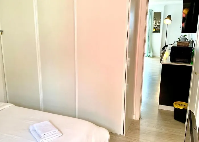 Tejo River View Classic Flat In Lisbons Historic Heart Διαμέρισμα Lisboa