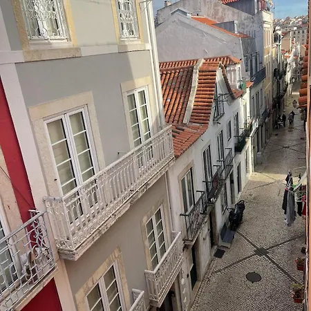 شقة Tejo River View Classic Flat In Lisbons Historic Heart *