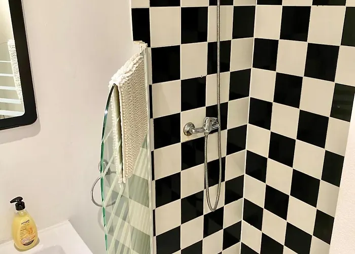 Tejo River View Classic Flat In Lisbons Historic Heart * Lisbon