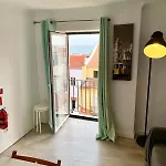 Daire Tejo River View Classic Flat In Lisbons Historic Heart *