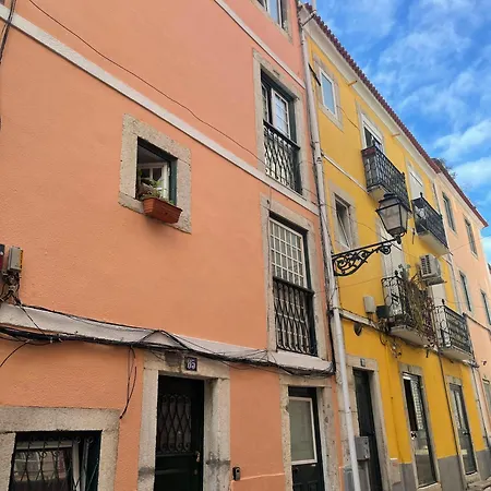 Apartman Tejo River View Classic Flat In Lisbons Historic Heart Lisboa